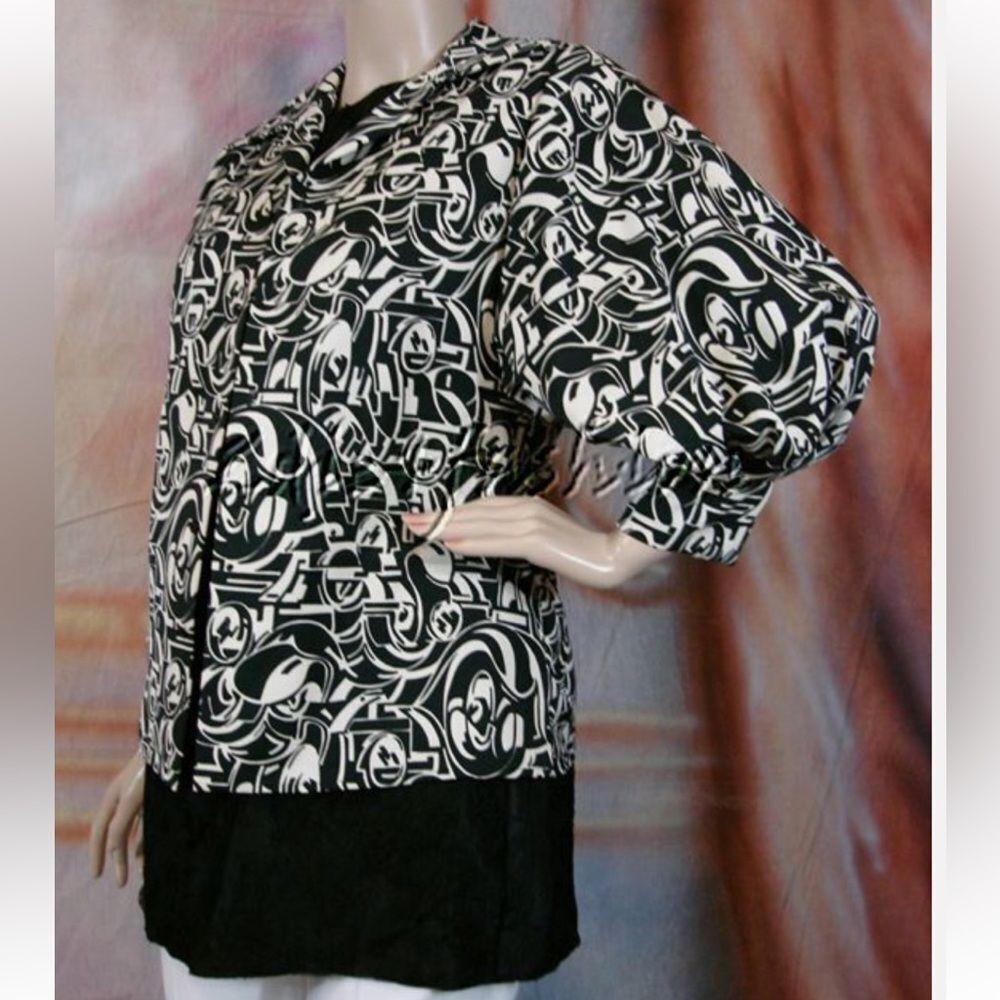 Ralph Lauren Black & White Print Puffy Sleeve Poet’s Blouse